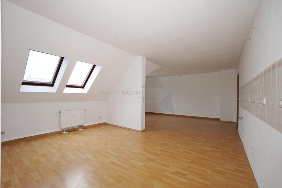 Thumbnail-Helle, geräumige Dachgeschosswohnung in Niederplanitz