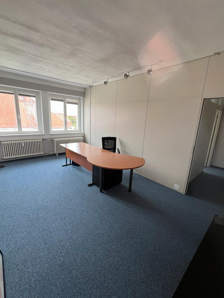 Thumbnail-Büro - Büroraum - Arbeitsplatz - in Westend