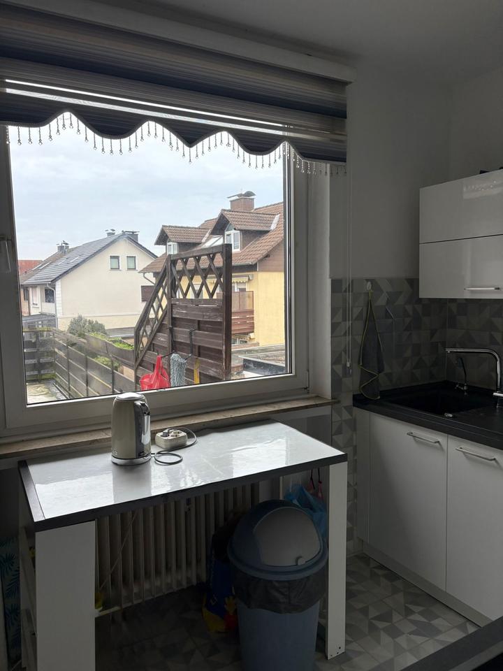 Thumbnail-4,5 Zimmer Wohnung in Bielefeld 125 qmNähe Radrennbahn ab sofort