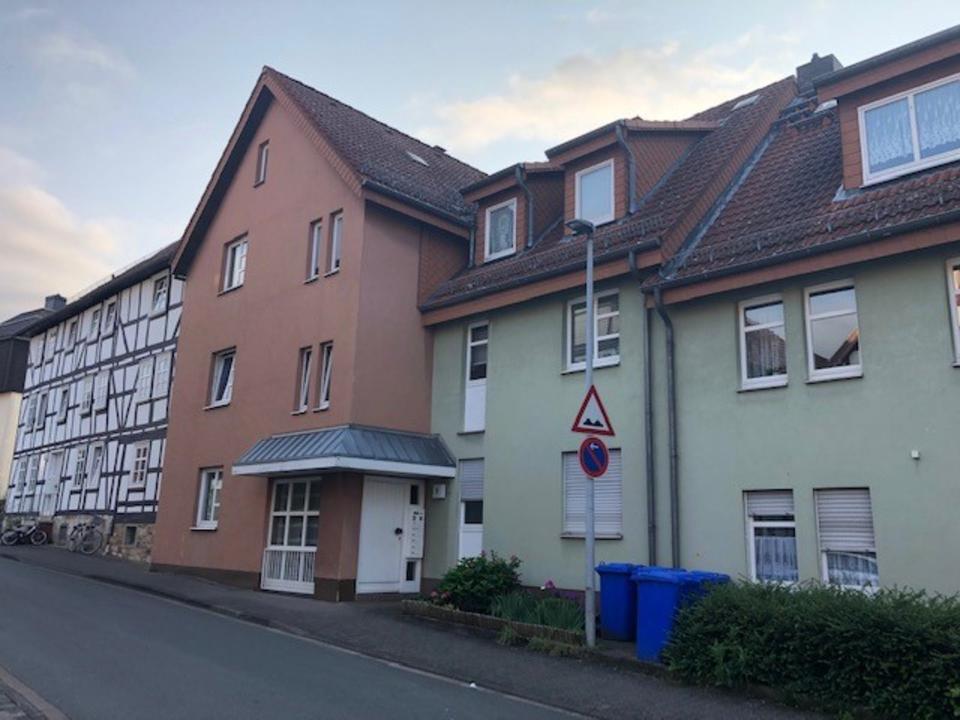 Thumbnail-freiwerdende schöne 2 ZKB Wohnung mit Balkon in der Altstadt von Korbach - Stellplatz möglich ( KB-BuS11-2L )