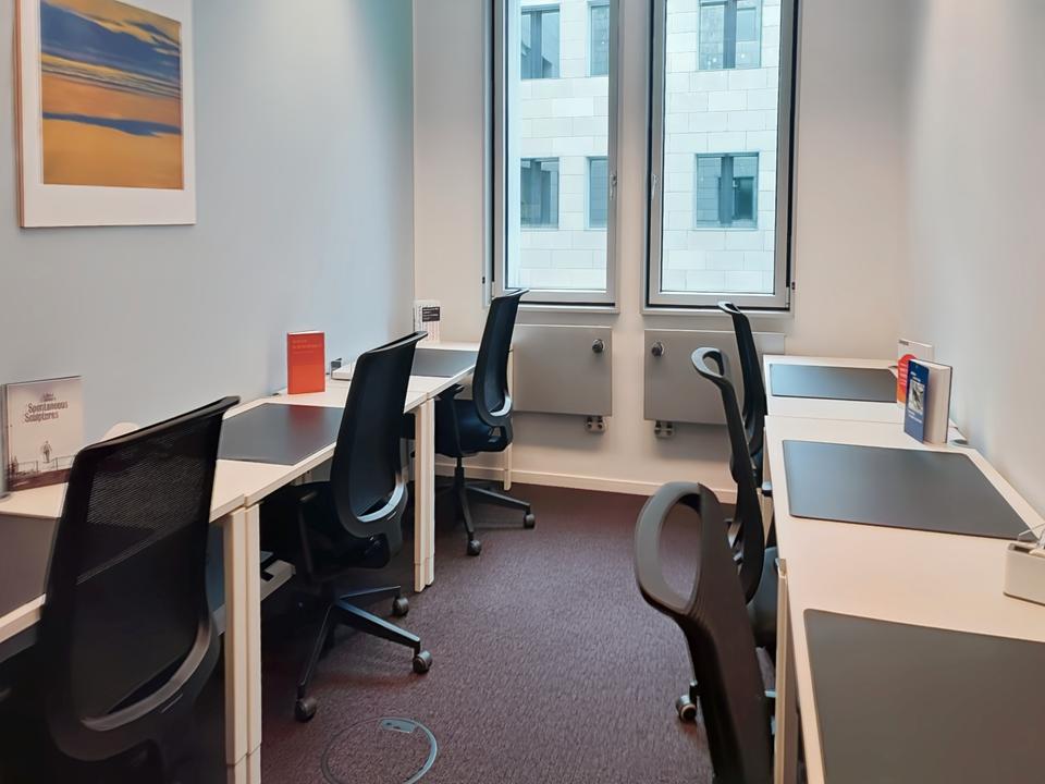 Thumbnail-Privater Büroraum für 5 Person in Regus Unter den Linden