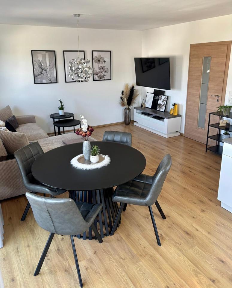 Thumbnail-Moderne 3-Zimmer-Wohnung mit Balkon in Hengersberg