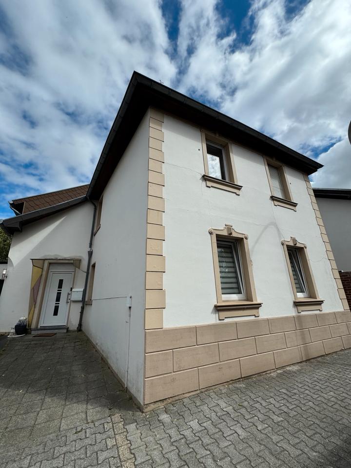 Thumbnail-Einfamilienhaus mit Potenzial & Charme in Würselen Scherberg