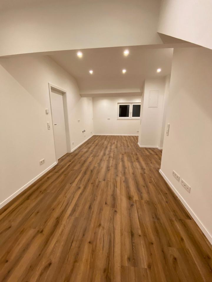 Thumbnail-Top modernisierte 2-Zimmer-Wohnung in sehr guter zentraler Lage i