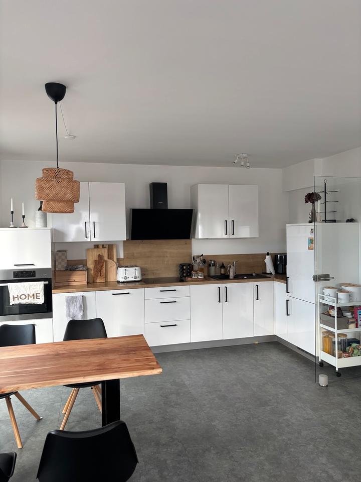 Thumbnail-Helle 2 Zimmer Penthouse Wohnung