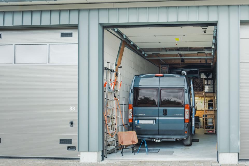 Thumbnail-XXL-Garage am Binnenhafen Mannheims Neubau 2025