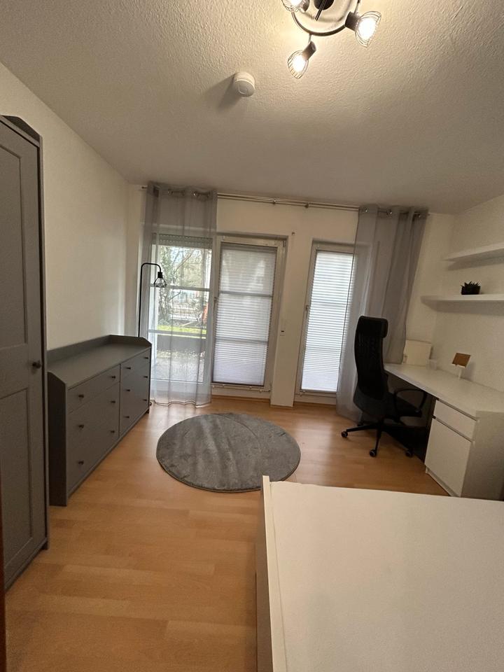 Thumbnail-1 ZKB Terrasse voll möbliert Worms Hochschule