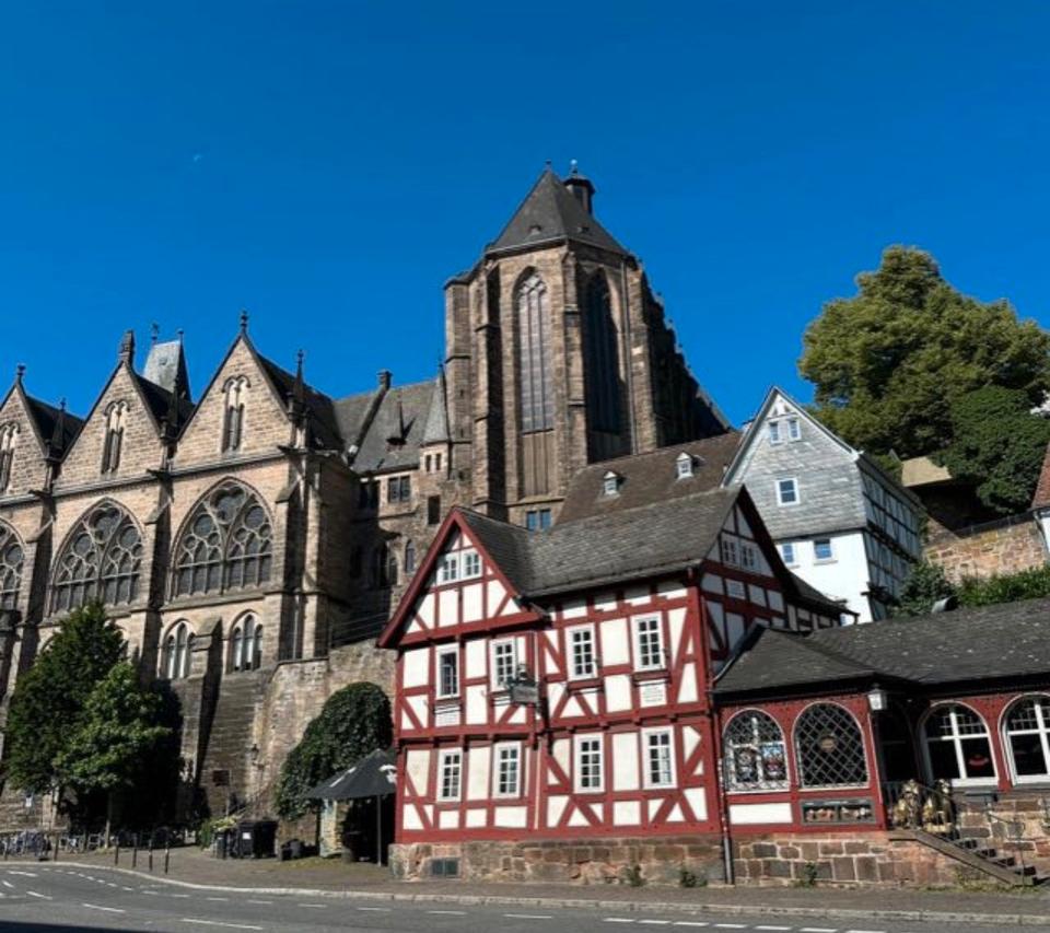 Thumbnail-Schönes und großes WG Zimmer zentral in Marburg