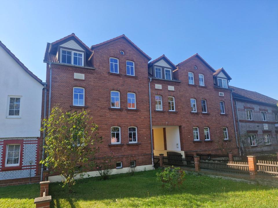 Thumbnail-2 Raum Wohnung mit EBK, Carport und Gartennutzung in Unterwellenborn