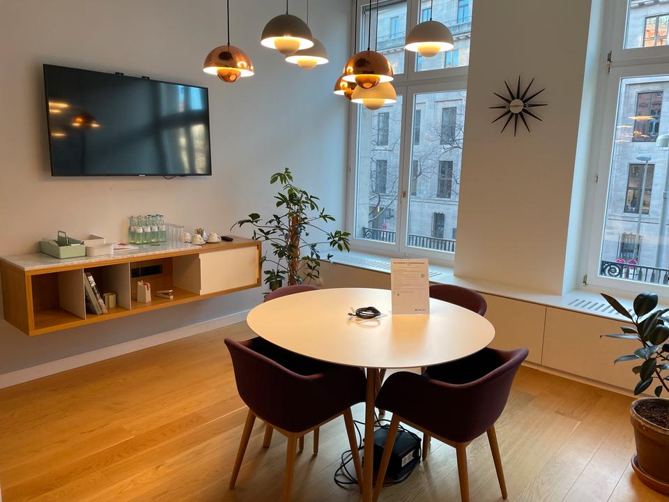 Thumbnail-Wunderschön eingerichtete Büroräume für 3 Personen in Spaces Gendarmenmarkt