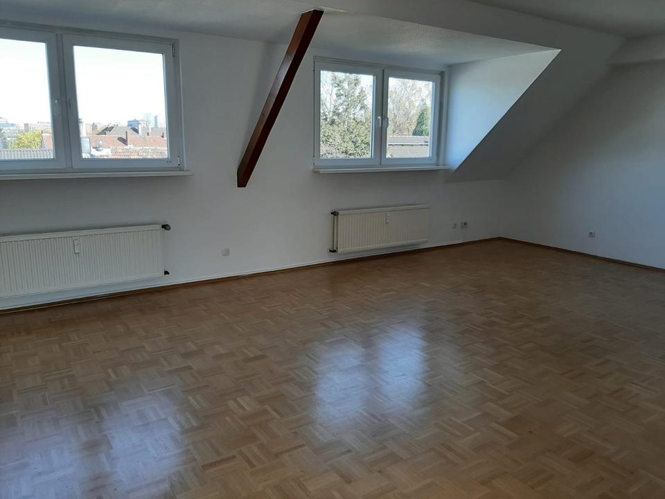 Thumbnail-Sehr schöne Maisonette-Wohnung mit Loggia – provisionsfrei