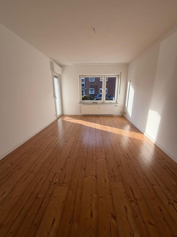 Thumbnail-Frisch renovierte, helle 3-Zimmer-Wohnung mit Balkon nähe Zoo