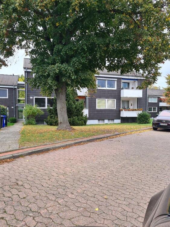 Thumbnail-Voll möbliert 3 Zi Wohnung nähe DLRQuerumerwald am naturschutz