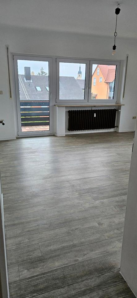 Thumbnail-Helle 4 Zimmer Wohnung