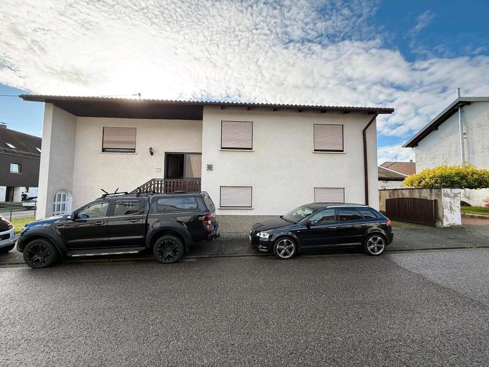 Thumbnail-freistehendes Einfamilienhaus