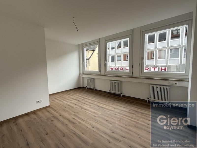 Thumbnail-Renoviertes WG-Zimmer in der Fußgängerzone