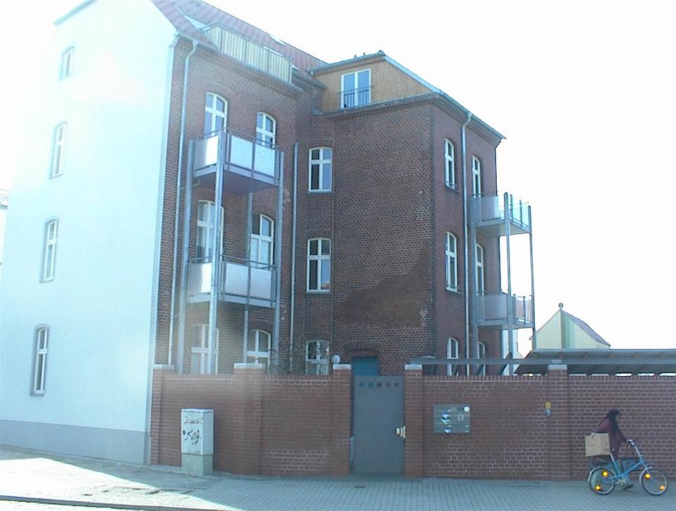 Thumbnail-1-Raumwohnung mit Einbauküche