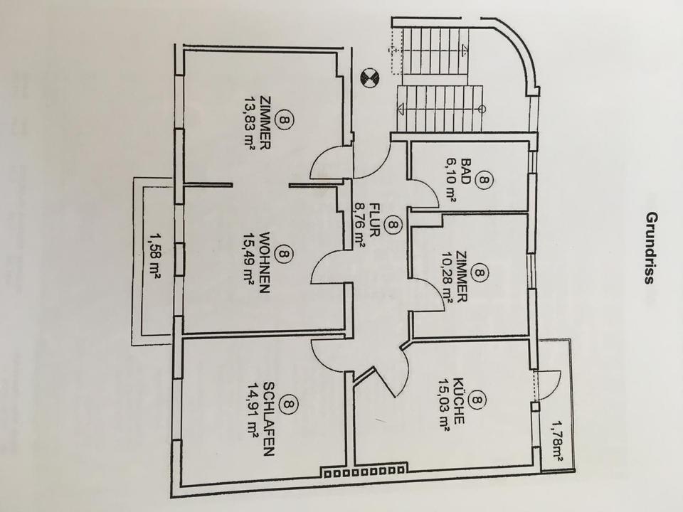Thumbnail-4-Zimmer-Altbauwohnung im 3. OG in zentraler Lage