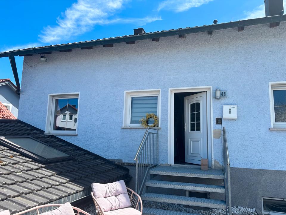 Thumbnail-Großzügiges Einfamilienhaus in ruhiger Lage – voll möbliert