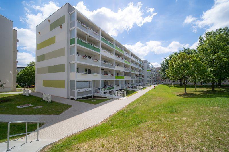 Thumbnail-Hier fühlt es sich nach Zuhause an: Geräumige 3-Zimmer-Wohnung mit großem Balkon!