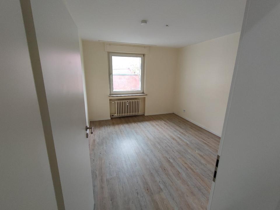 Thumbnail-Gemütliche EG-Wohnung mit Balkon in ruhiger Lage