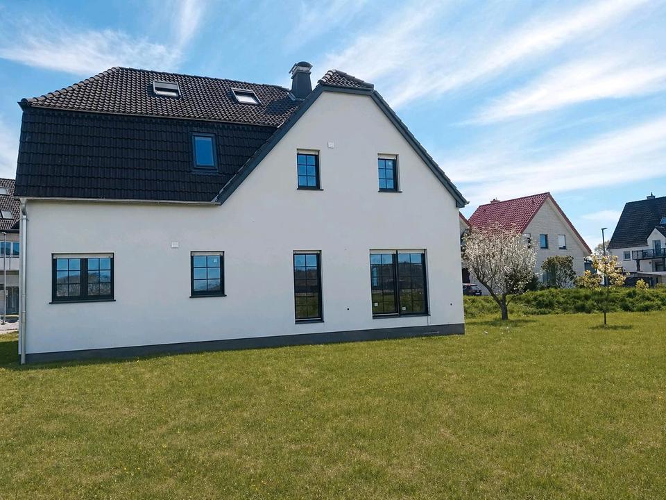 Thumbnail-Charmantes Einfamilienhaus mit großem Grundstück