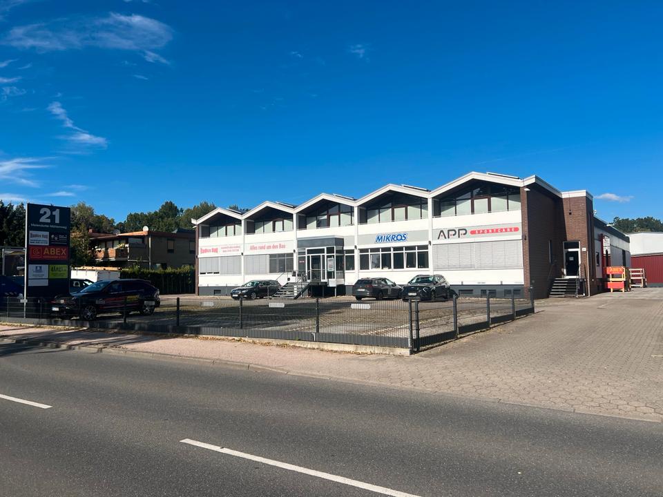 Thumbnail-ca . 40m2 heller trockener ebenerdiger Lagerraum mit WC zu verm.