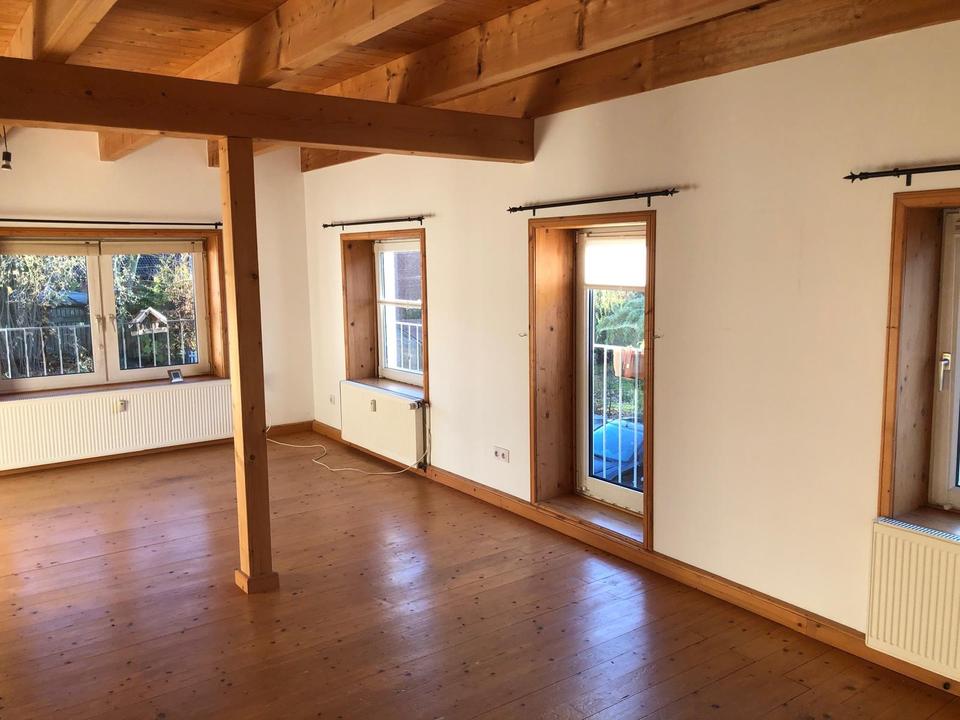 Thumbnail-Altbau Dachgeschosswohnung 80 qm in Tarmstedt zu vermieten