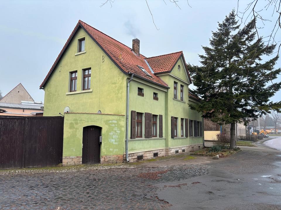 Thumbnail-Kleiner Bauernhof, Bauernhaus, Mehrfamilienhaus