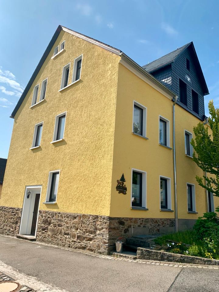 Thumbnail-Mehrfamilienhaus