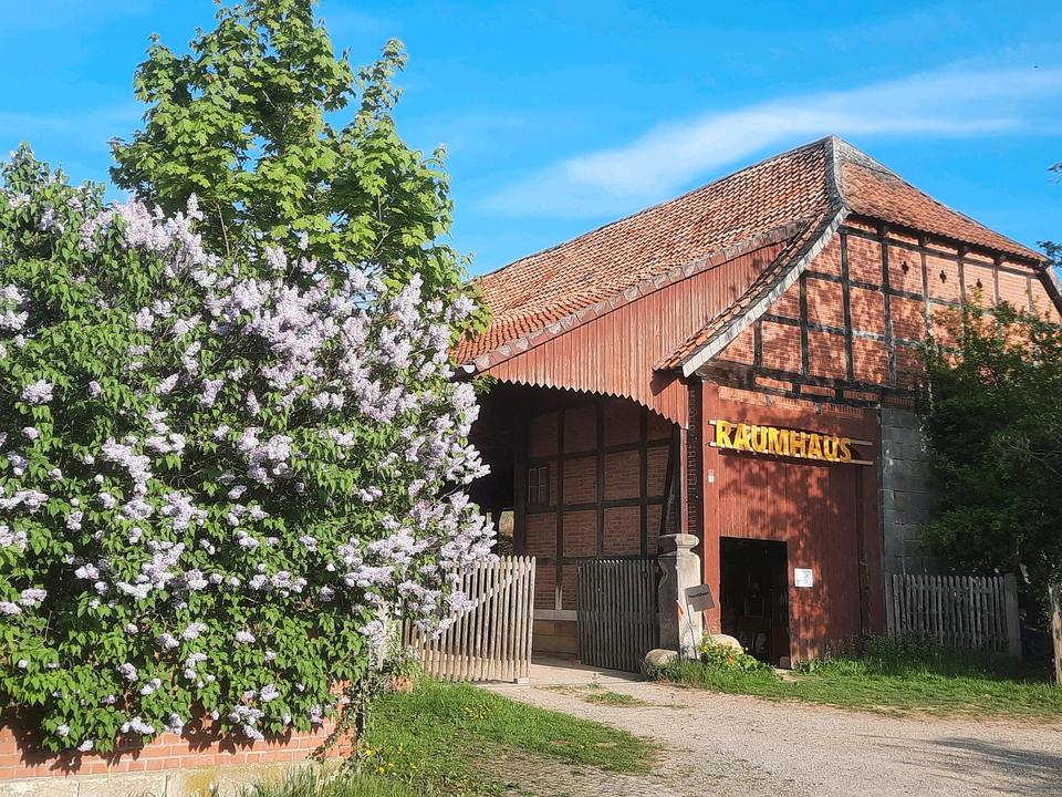Thumbnail-Zwei-Zimmer-Wohnung in Hofgemeinschaft