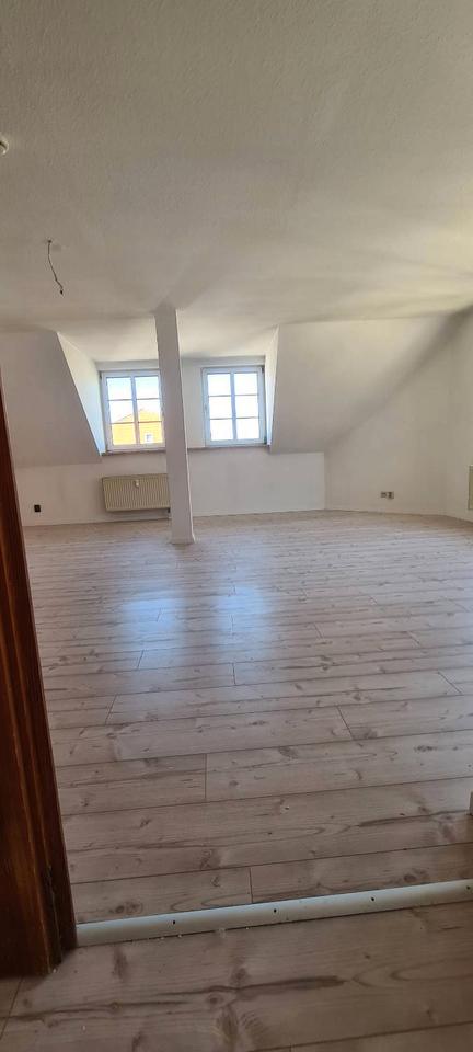 Thumbnail-Attraktive lichtdurchflutete 4-Raum-Maisonette-Wohnung – ideal für Familien