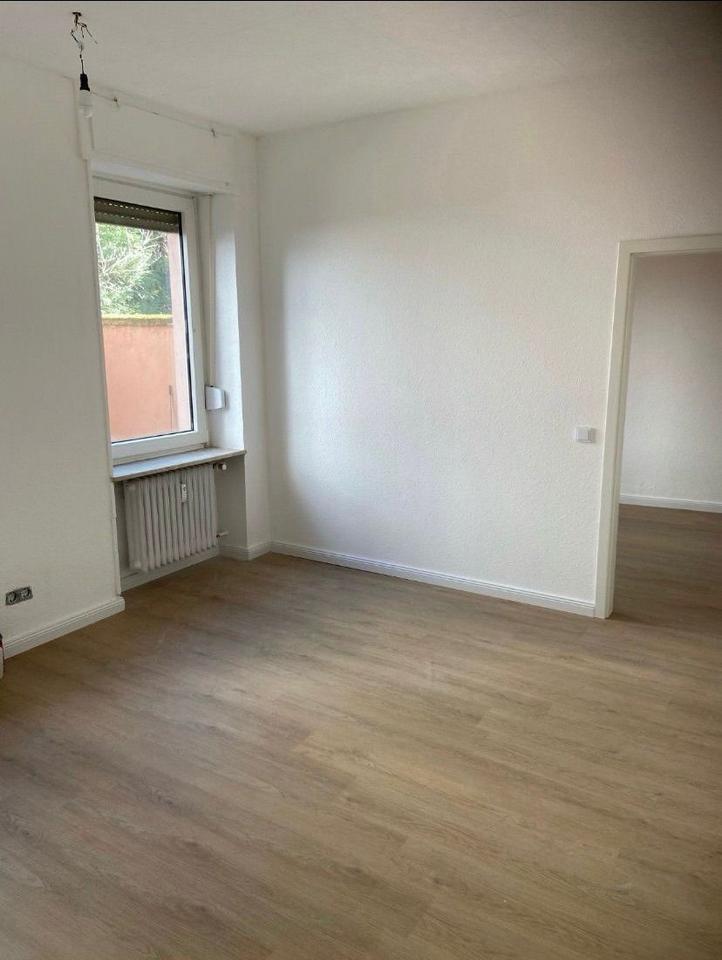 Thumbnail-BITTE KEINE ANFRAGEN MEHR schöne Single Wohnung im EG 2 ZKB