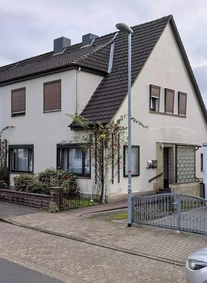 Thumbnail-Doppelhaushälfte 6 Zimmer