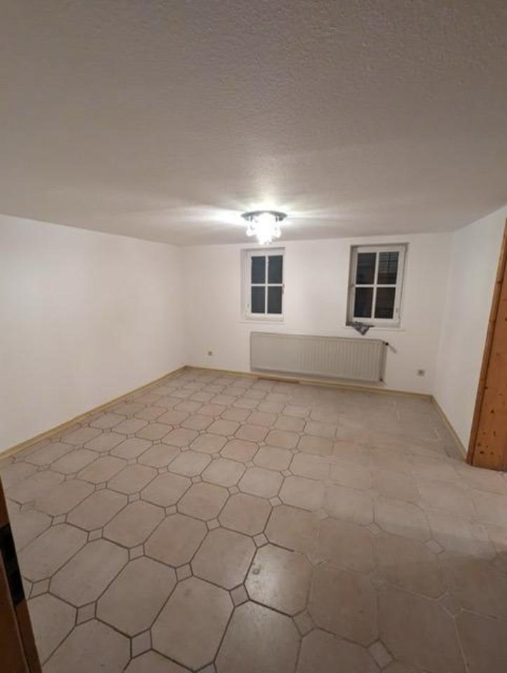 Thumbnail-Schöne 3 Zimmer Wohnung im Zentrum von Bad Königshofen