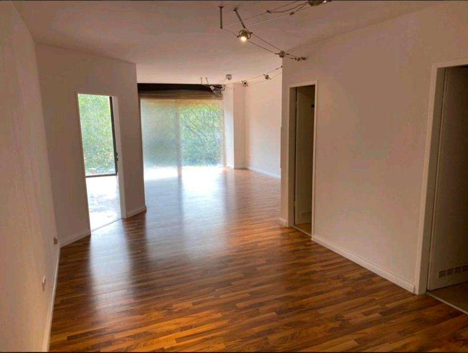 Thumbnail-Attraktive Gewerbeeinheit zur vielseitigen