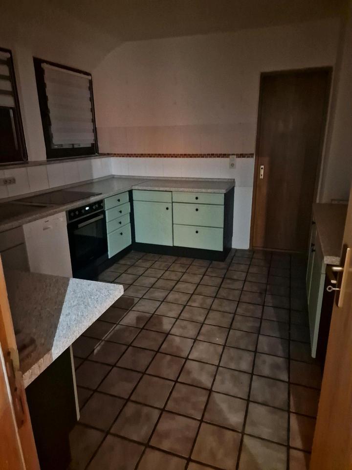 Thumbnail-Ruhig gelegenen 4 Zimmer Wohnung in Oberjesingen