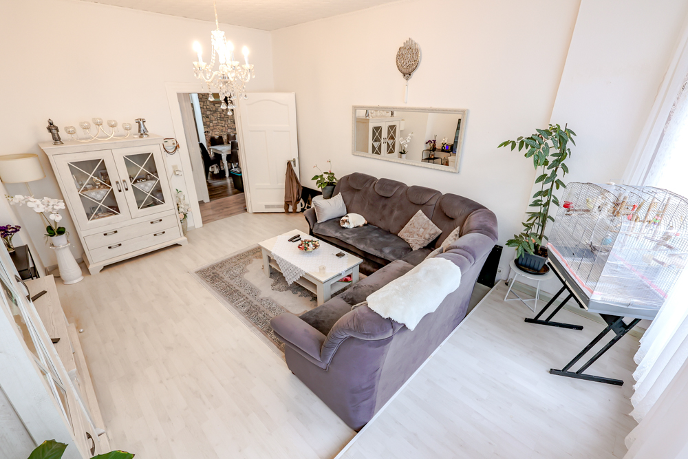 Thumbnail-Großzügig geschnittene Eigentumswohnung in Köln-Mülheim