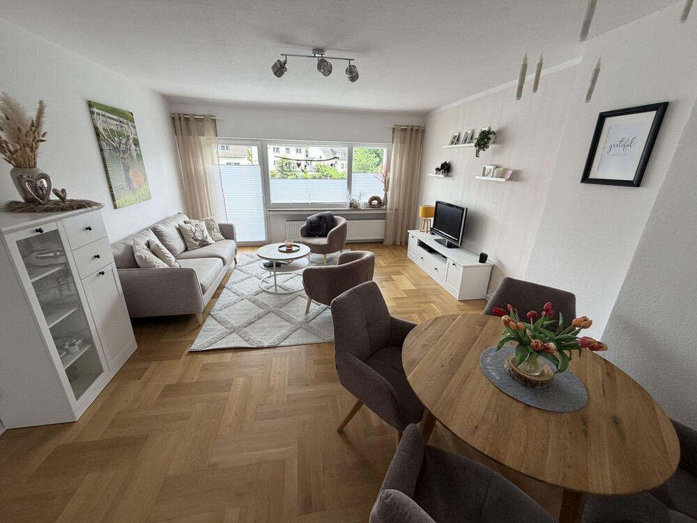 Thumbnail-Moderne 4-Zimmer-Dachgeschosswohnung mit 2 Balkonen