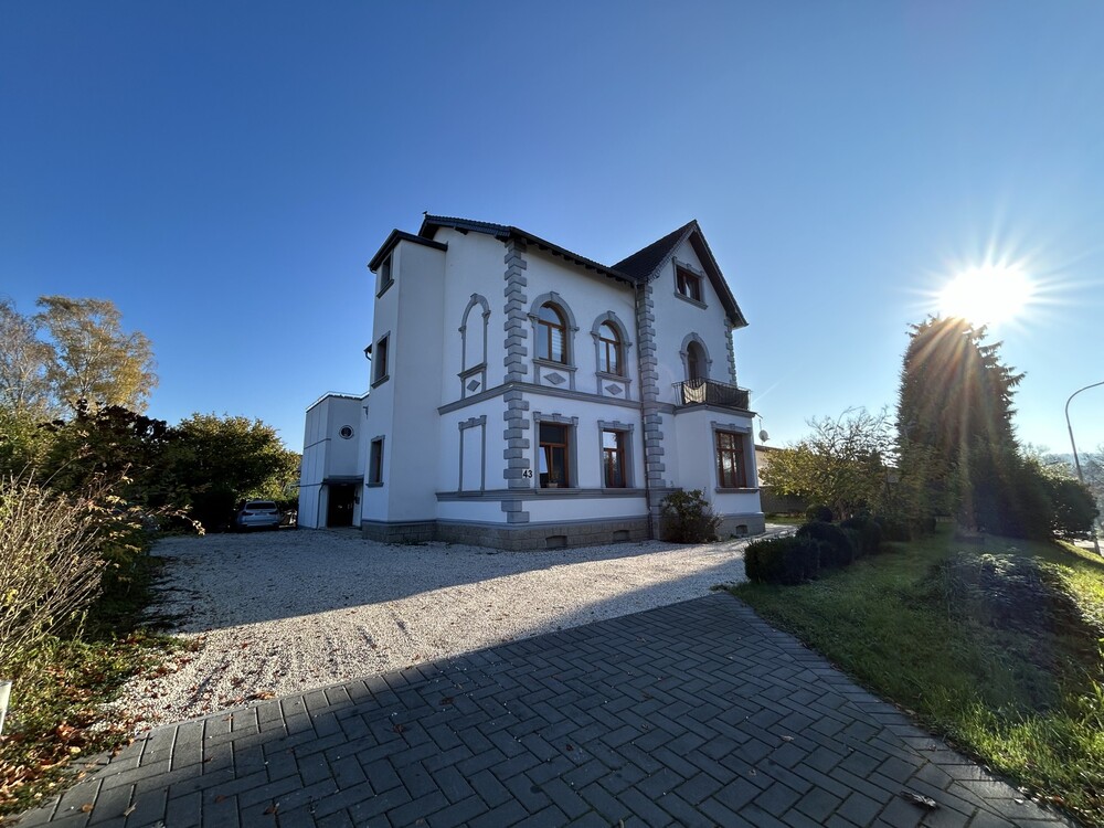 Thumbnail-Charmante 4-Zimmer-Wohnung in gepflegter Altbauvilla