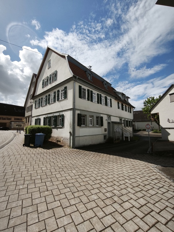Thumbnail-Modern trifft Fachwerk - 3 Zi.-Maisonette-Wohnung in Brettach!
