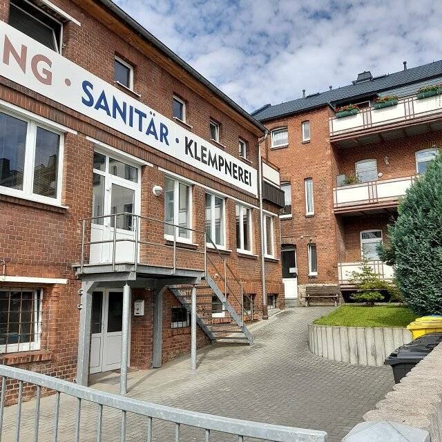 Thumbnail-MFH mit Hinterhaus saniert, vermietet in zentraler Lage