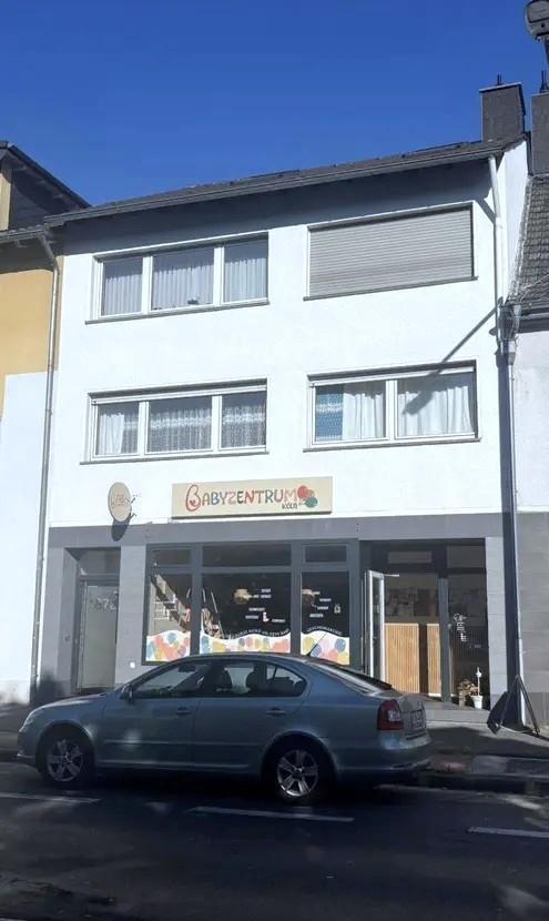 Thumbnail-In ruhige Hände - gepflegtes WGH mit langfristiger Ladenpraxisvermietung