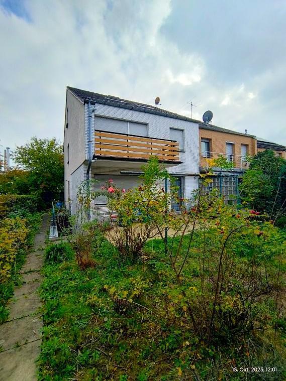 Thumbnail-Gute Gelegneheit Großzügig geschnittenes Reihenendhaus mit Balkon, schönem Garten und Garage