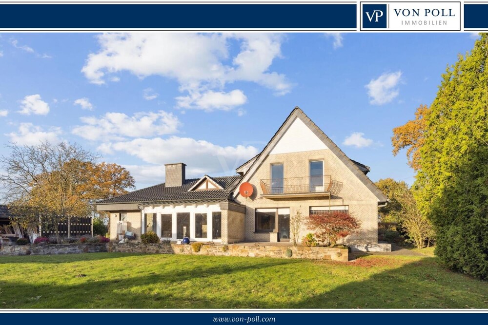 Thumbnail-Gestaltungsmöglichkeiten ausschöpfen! ZFH mit fünf Garagen in Mettingen