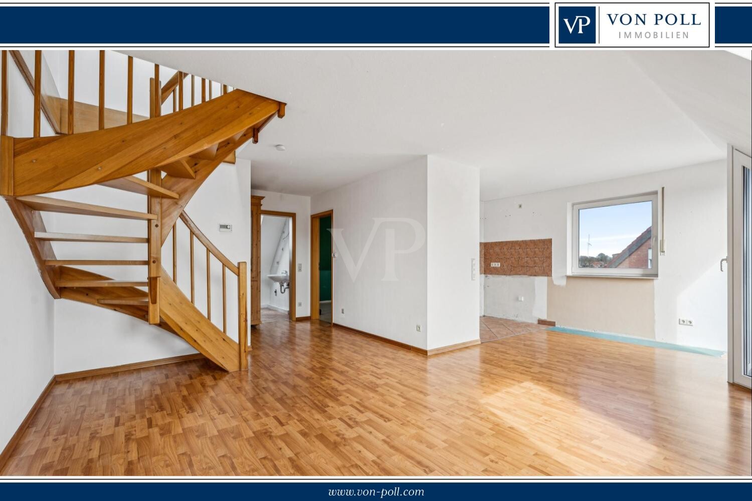 Thumbnail-Wohnen mit Extra: Gemütliche 2-Zimmer-Dachgeschosswohnung mit Loggia und Stellplatz