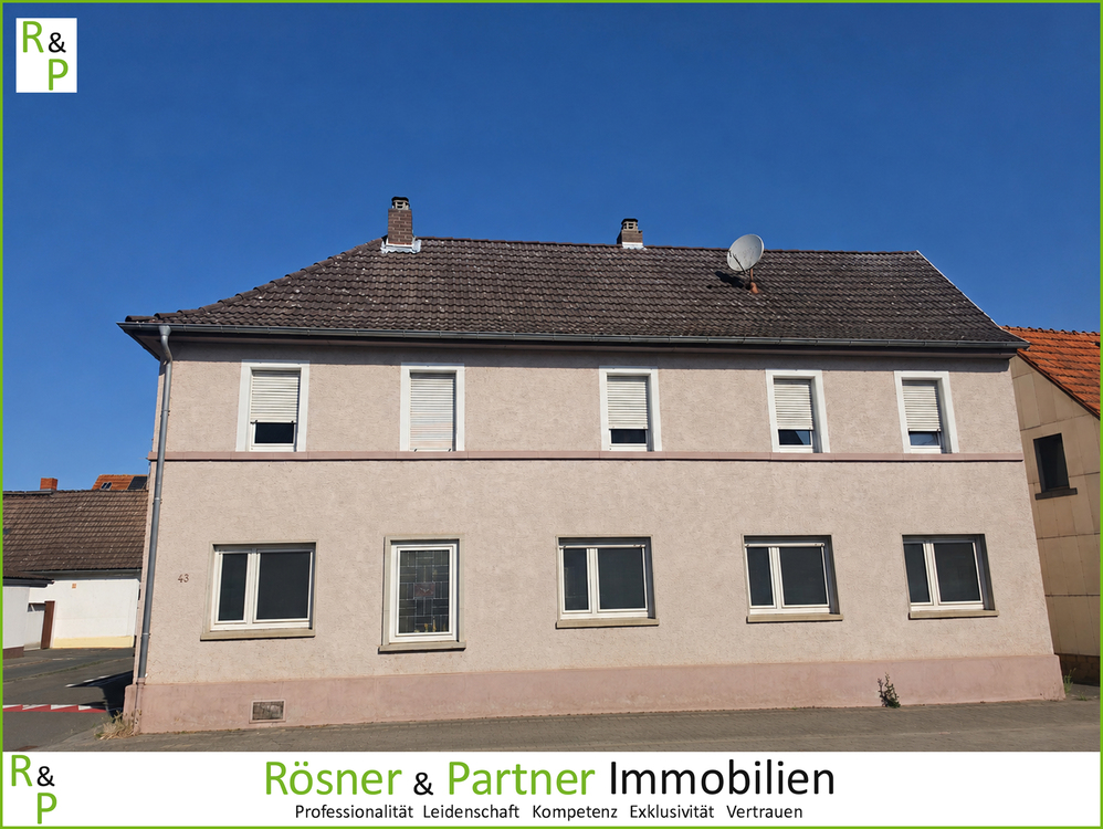 Thumbnail-Großzügiges 1-2 Familienhaus in zentraler Lage von Mainhausen!