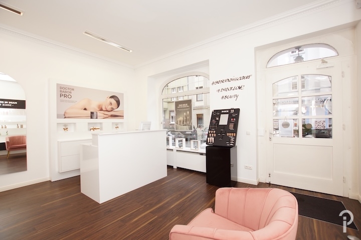 Thumbnail-Beauty-Spa Praxisfläche im TOP-Lage in Oberkassel zu vermieten. Auf Wunsch komplett ausgestattet