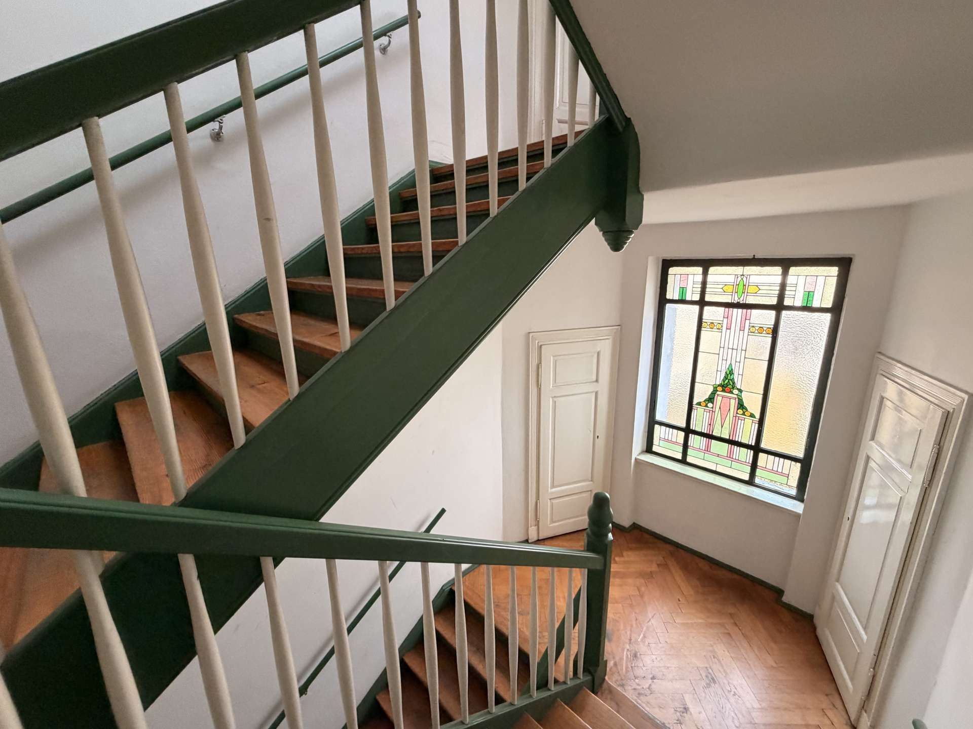 Thumbnail-Mehrfamilienhaus mit Balkonen in Altlindenau für Faktor 20,7