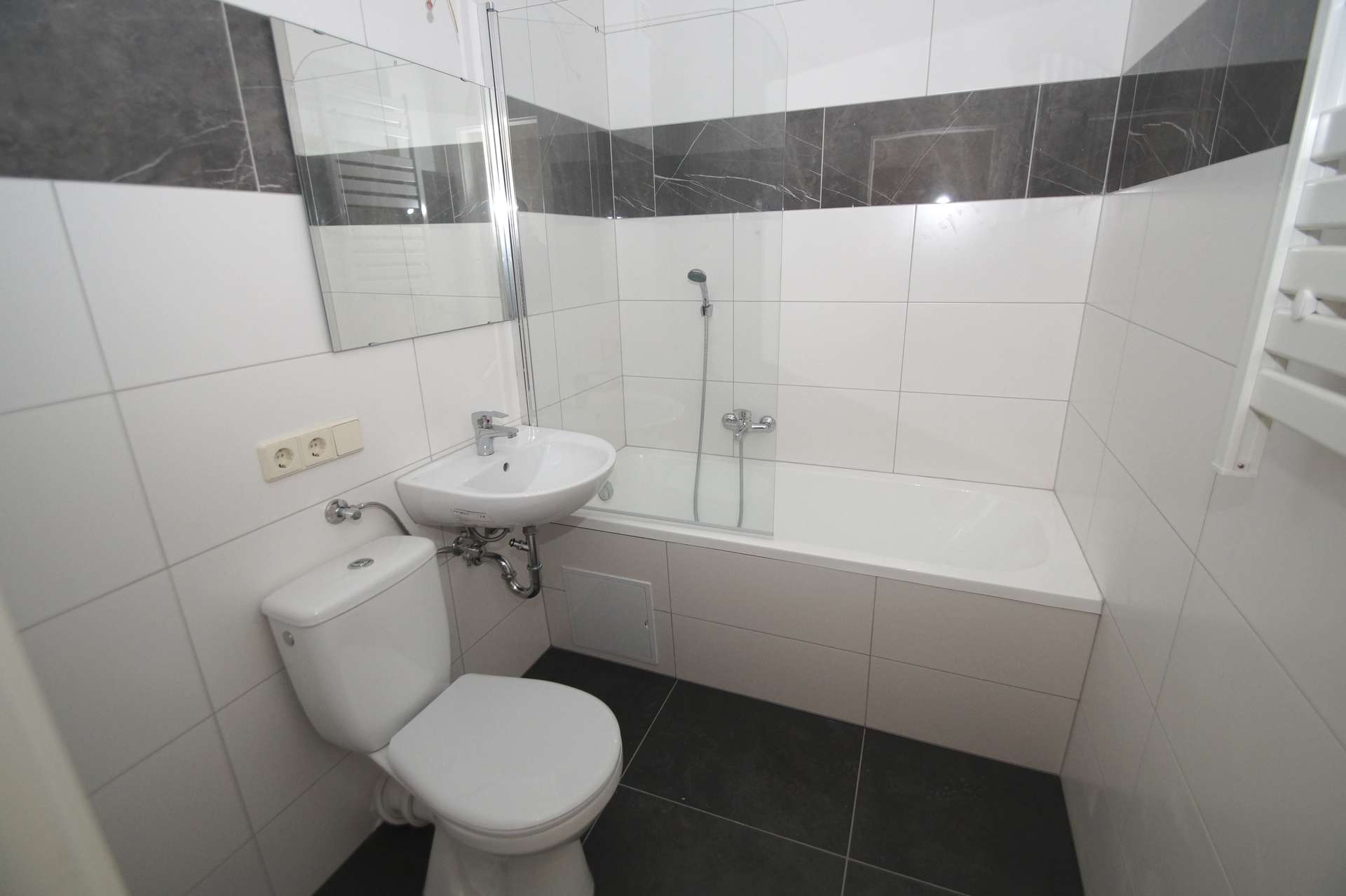 Badezimmer (Referenzfoto)